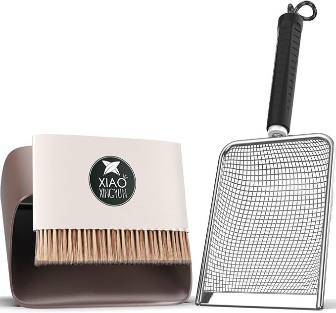 XIAOXINGYUN Litter Scooper with Holder for Sandbath Box,Stainless Steel Litter Scooper Includes Portable Small Broom and Dustpan, Mesh Shovel-Easy to Clean - Suitable for Cat Litter Box